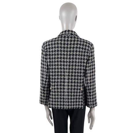 chanel-2010-houndstooth-tweed-jacket-68263_3